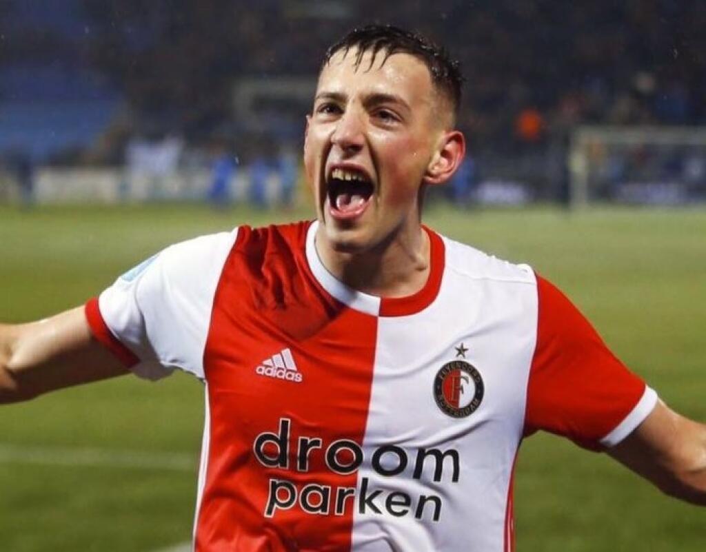 Róbert Boženík sa teší z prvého ligového gólu po januárovom prestupe do Feyenoordu Rotterdam