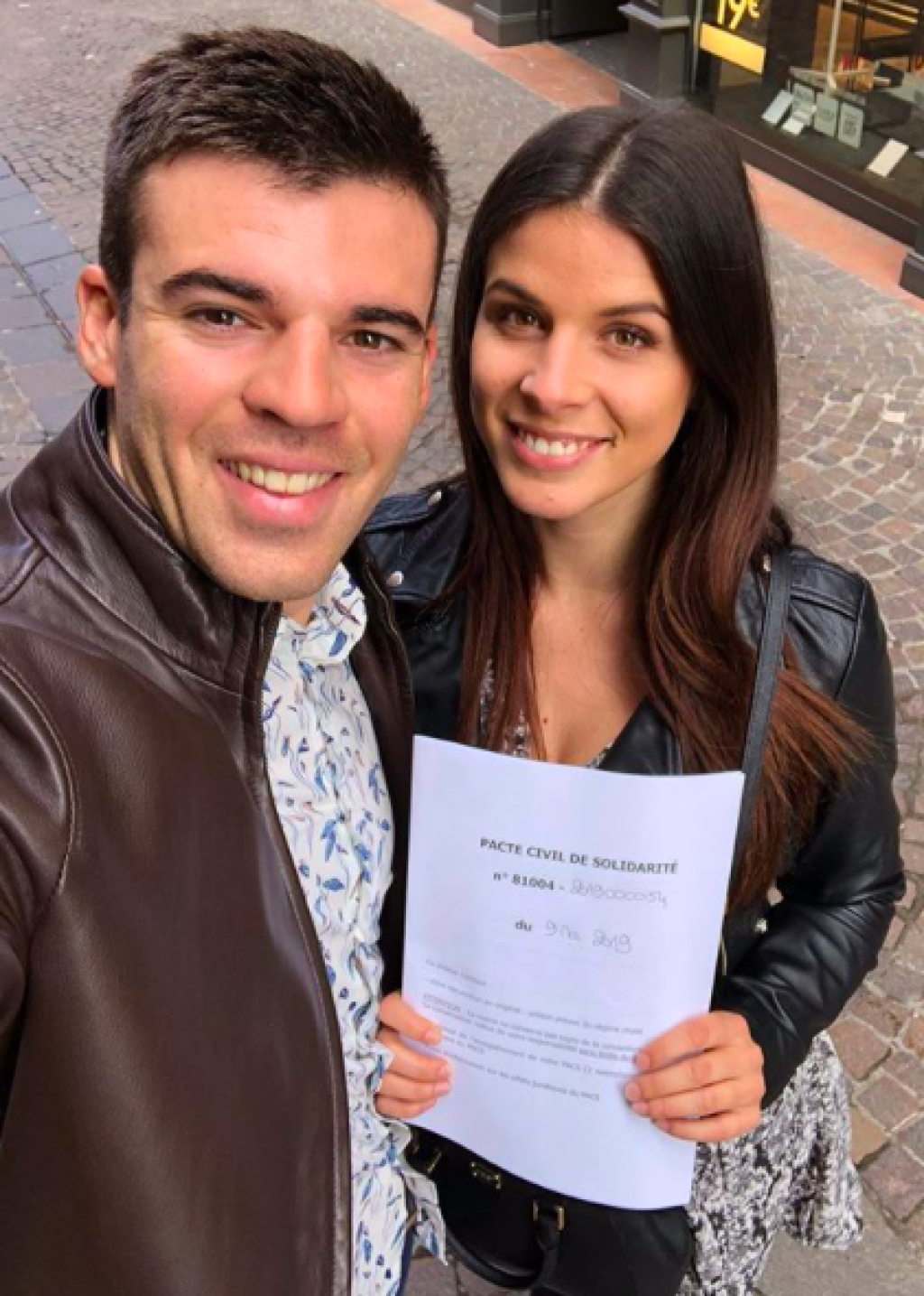 Francúzsky cyklista Calmejane a modelka Vannier sa k sebe náramne hodia.