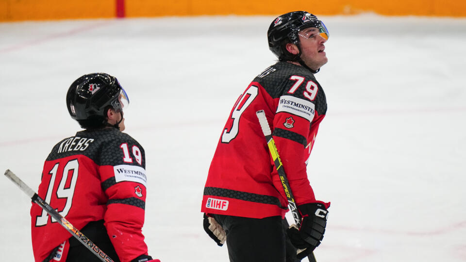 EBE 25 Tampere - Na snímke vpravo kanadský útočník Samuel Blais oslavuje gól v zápase semifinále na 86. majstrovstvách sveta v ľadovom hokeji Kanada - Lotyšsko vo fínskom Tampere 27. mája 2023. FOTO TASR/AP