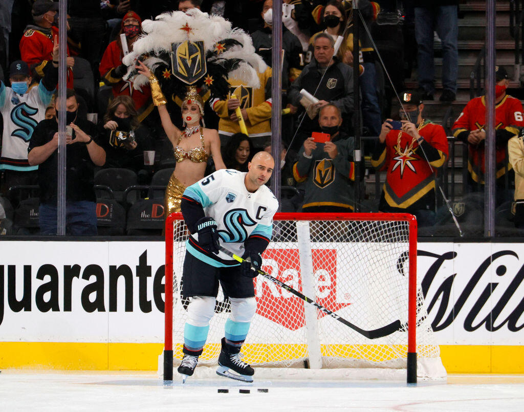 Kapitánom nového tímu NHL zo Seattle sa stal Mark Giordano.