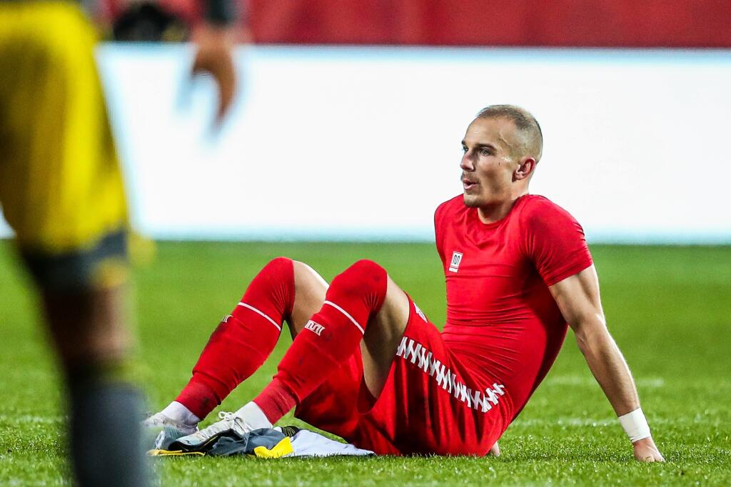 Václav Černý pôsobí už 6 rokov v Holandsku, kde doteraz vystriedal tri kluby. Momentálne oblieka dres Twente Enschede.