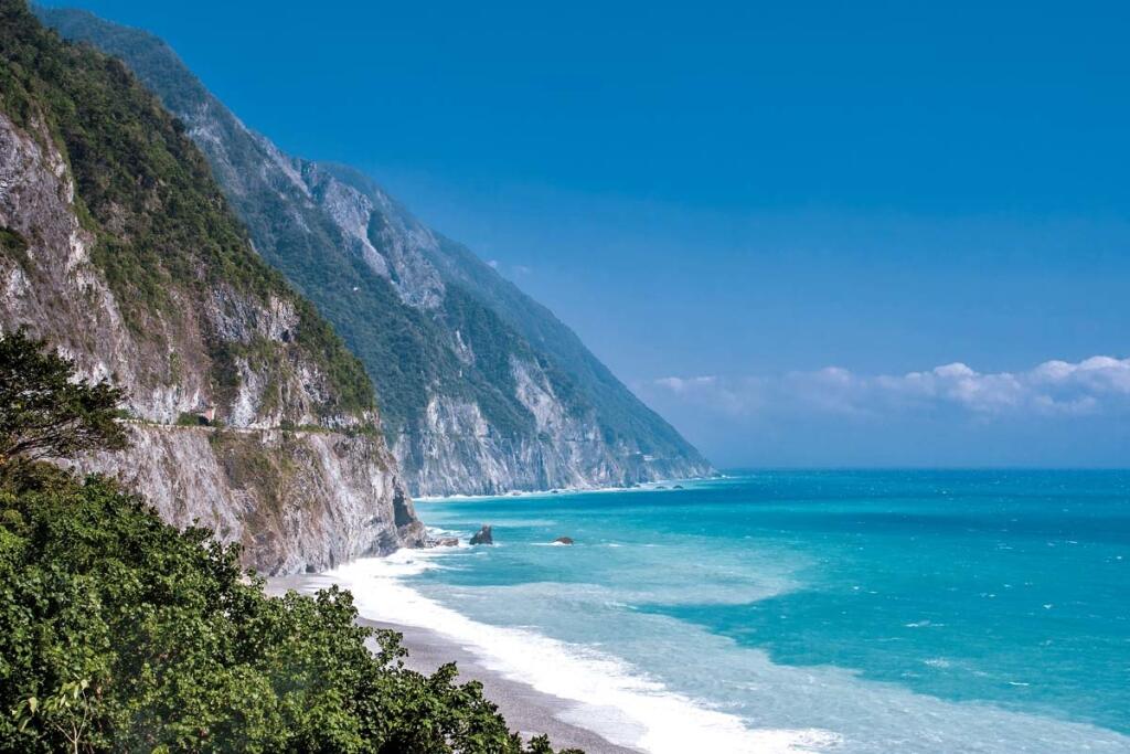 Na svoje si tu prídu nie len milovníci oceánu ale aj turistiky