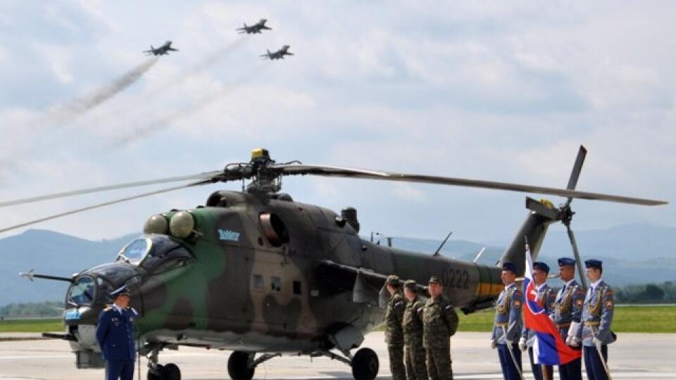 25. mája 2010 odovzdali do užívania zrekonštruovanú 2400 metrov dlhú pristávaciu dráhu na Letisku Sliač.