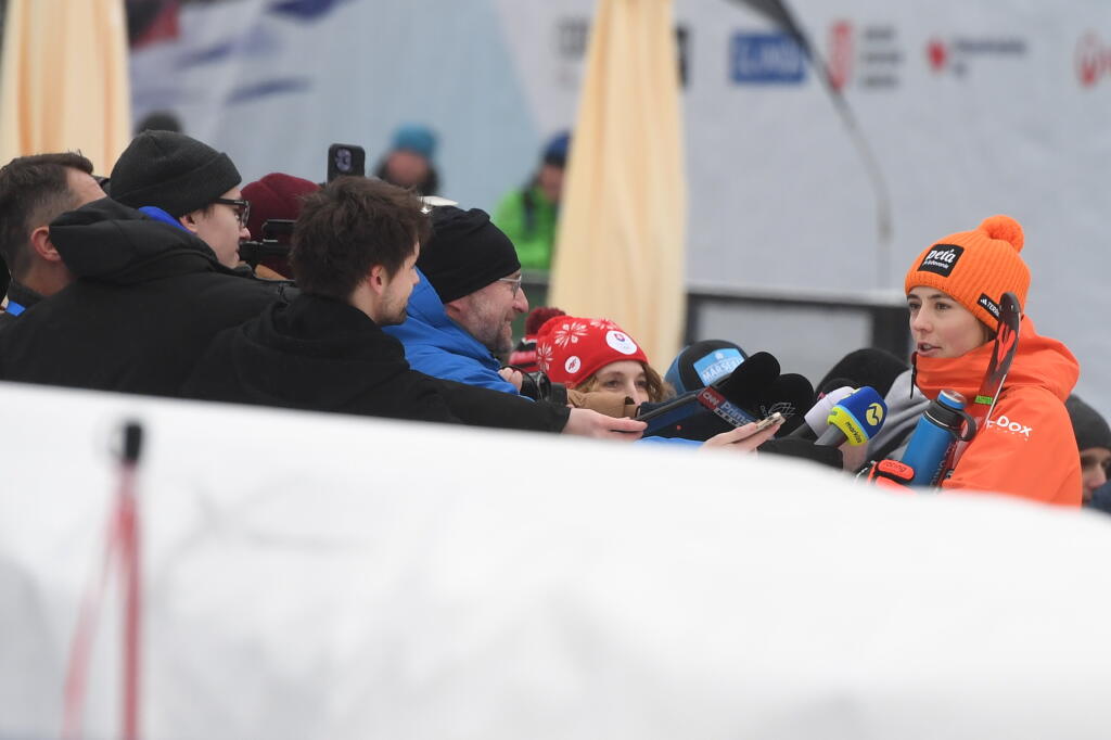 Petra Vlhová rozdala aj niekoľko rozhovorov, v ktorých potvrdila, že nie z výkonu nadšená.