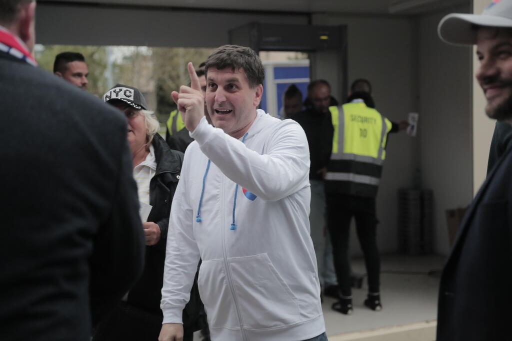 Na zápase sme stretli aj poslanec Smeru-SD Branislav Ondruš.
