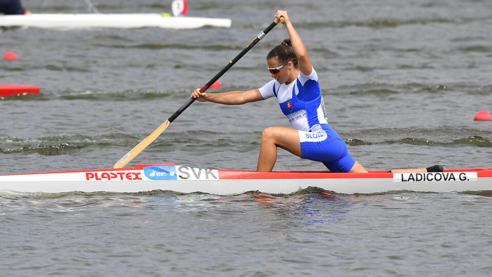 Slovenská reprezentantka Gabriela Ladičová získala v nedeľu striebornú medailu v C1 na 500 m v kategórii do 23 rokov na ME juniorov v rýchlostnej kanoistike v Račiciach.