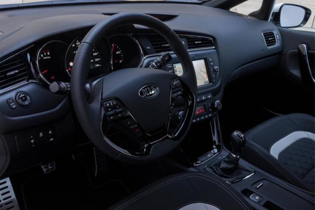 Test: Aká je Kia Cee'd po facelifte a s trojvalcom? Mohla by menej „žrať“