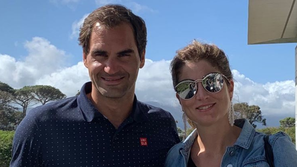 Roger Federer s manželkou Mirkou, ktorá je kľúčom k jeho úspechom a rodinnej pohode.