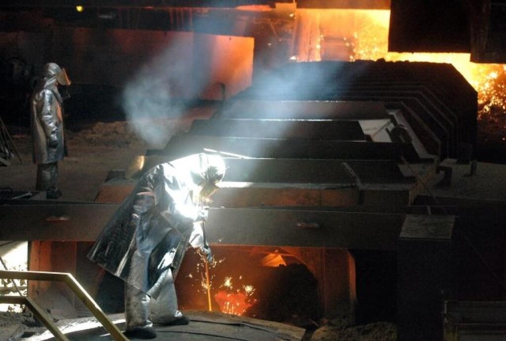 Košická hutnícka spoločnosť U.S. Steel (USS), ktorá patrí medzi najväčších zamestnávateľov na východe Slovenska, neráta v súvislosti s finančnou krízou s prepúšťaním. 
 