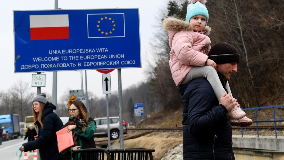 „Ruská ekonomika je stále schopná udržať svoju vojenskú mašinériu. Preto potrebujeme nové sankcie voči Rusku. Svet musí konečne uznať, že Rusko sa stalo teroristickým štátom,