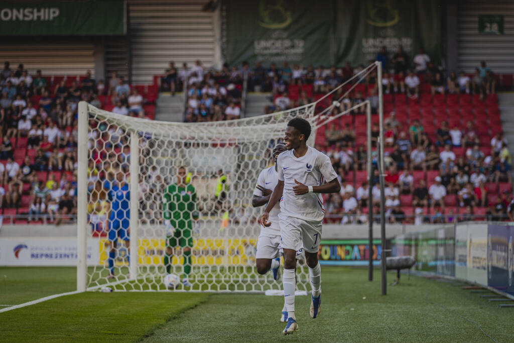 Na snímke Alan Virginius počas zápasu A-skupiny Majstrovstiev Európy vo futbale hráčov do 19 rokov medzi reprezenáciami Slovenska a Francúzska na Štadióne Antona Malatinského v Trnave.