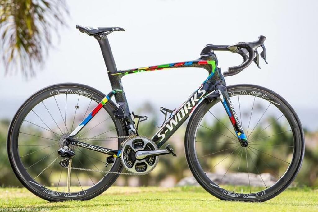 Saganov bicykel je technický zázrak za 11-tisíc eur. Na takom sa, pravdepodobne, vozí aj vo voľnom čase.