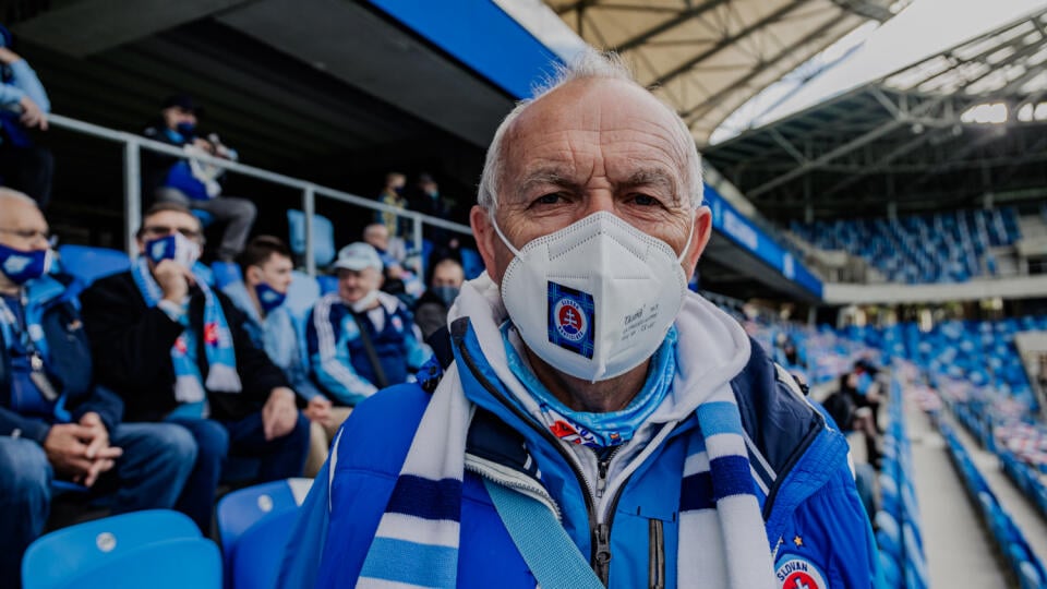 Na Tehelné pole zavítalo v stredu v rámci 1. kola Ligy majstrov medzi futbalistami Slovana Bratislava a írskeho klubu Shamrock Rovers 500 fanúšikov, čo je momentálne maximálny počet, ktorý je povolený.