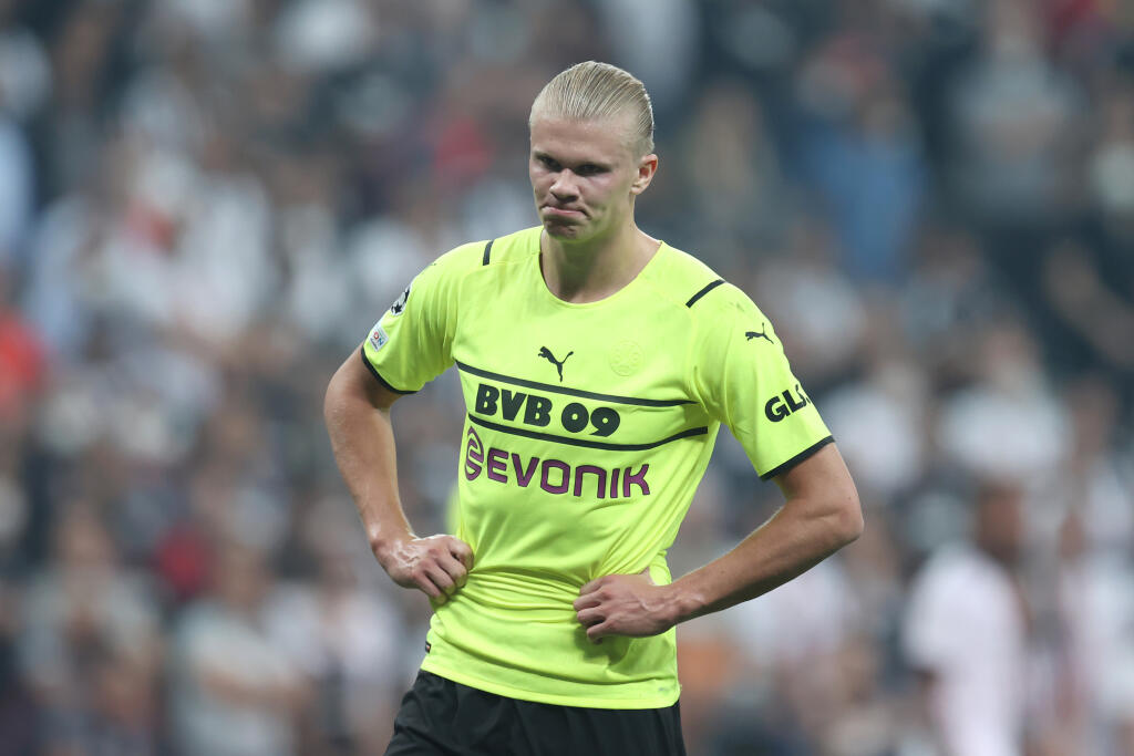 Hráči Dortmundu nastúpili v dresoch, ktoré nahnevali fanúšikov klubu.