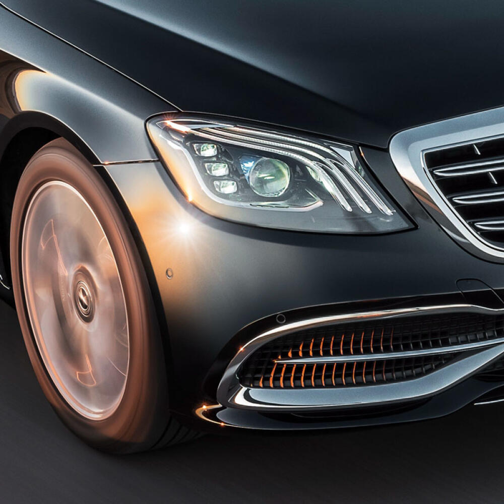 Mercedes-Maybach S650.