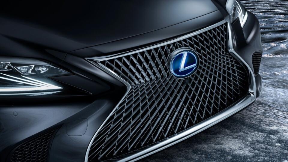Lexus LS500h