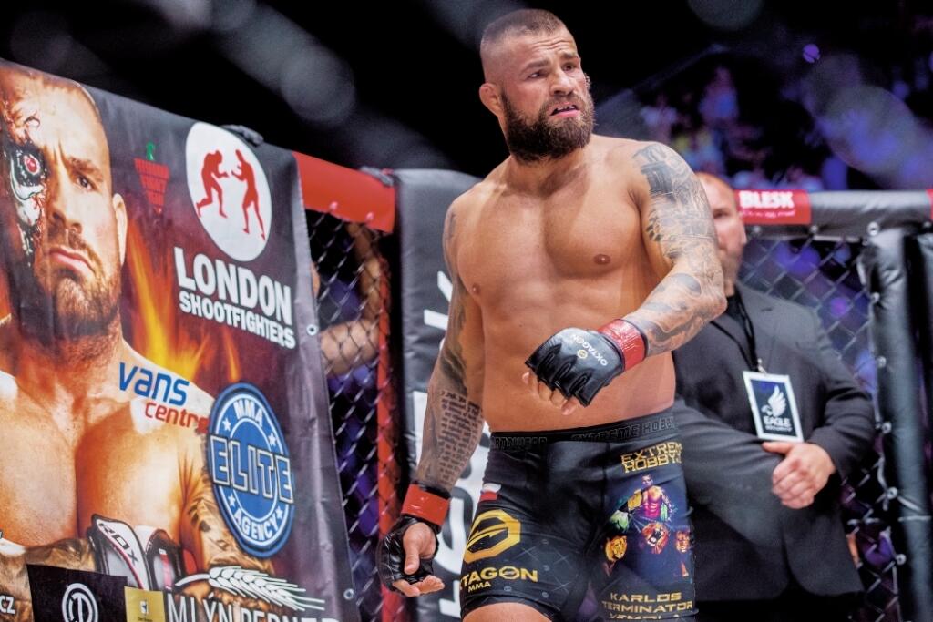 Legenda MMA Karlos Vémola