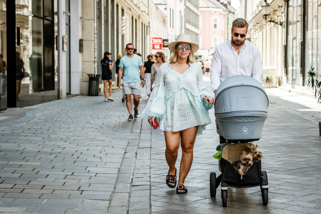 Cibulková si s manželom Michalom dopriali obed a kávičku.