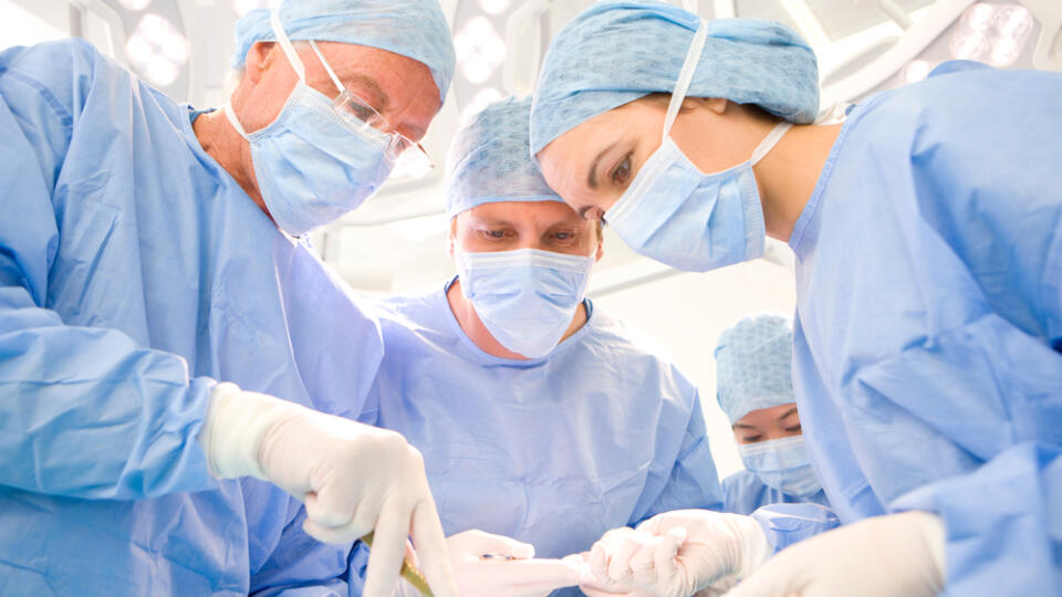 A,Low,Angle,View,Of,An,Experienced,Team,Of,Surgeons