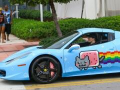 Bieber či Deadmau5: Ktoré celebrity sú na čiernej listine Ferrari?