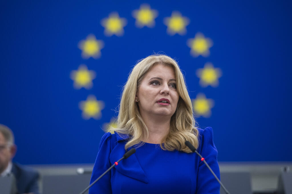 Na snímke prezidentka SR Zuzana Čaputová vystupuje s príhovorom pred poslancami Európskeho parlamentu v Štrasburgu v stredu 19. októbra 2022.  FOTO TASR - Jaroslav Novák