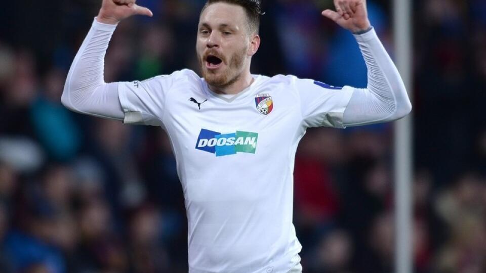 Ondřej Vaněk ešte v drese Plzne. Smiech ho po poslednom pojednávaní zrejme prešiel.