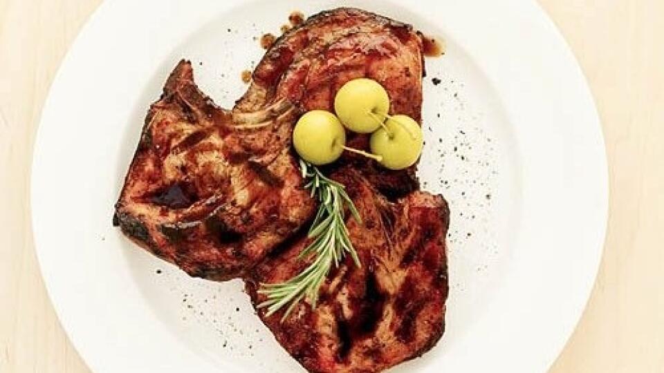 Baranie mäso na cesnaku a zemiakoch