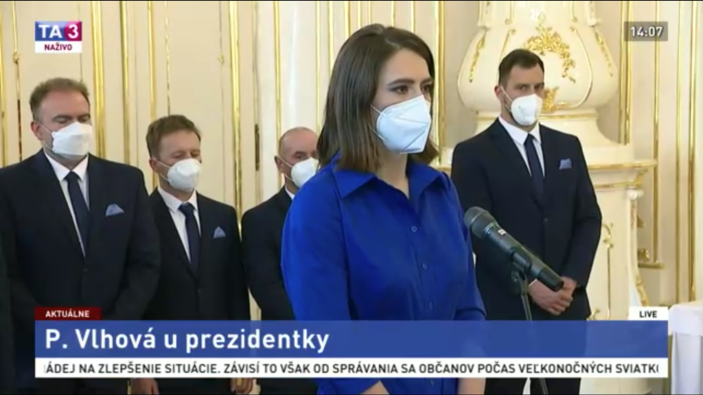 Lyžiarka Petra Vlhová spolu s tímom u prezidentky Zuzany Čaputovej.
