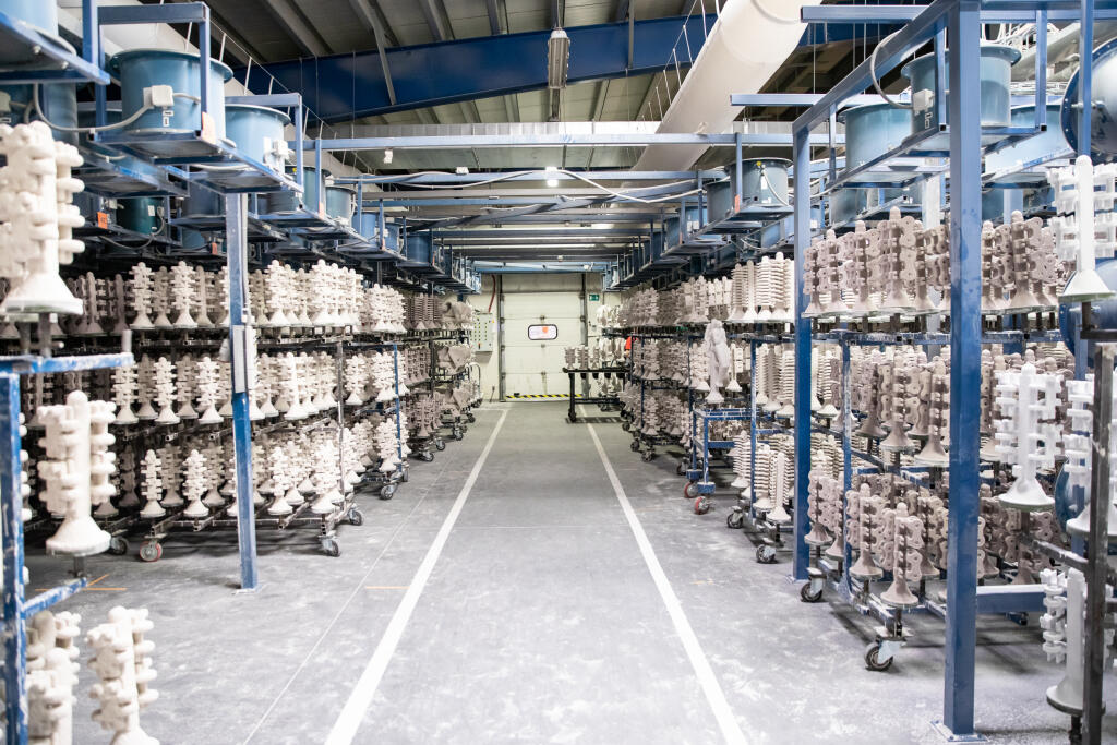 Medeko Precision Castings spoločnost v Považskej Bystrici ktora sa zaoberá presnými odliatkami, umeleckými odliatkami.
