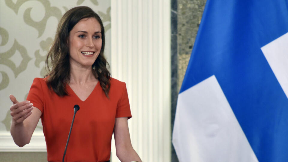 WA 9 Podgorica - Fínska premiérka Sanna Marinová gestikuluje počas tlačovej konferencie s premiérom Čiernej Hory Dritanom Abazovičom v Podgorici v pondelok 20. júna 2022. Marinová pricestovala na jednodňovú návštevu Čierneh Hory. FOTO TASR/AP
Finnish Prime Minister Sanna Marin speaks during a press conference after talks with Montenegrin Prime Minister Dritan Abazovic in Podgorica, Montenegro, Monday, June 20, 2022. Marin is on a one day visit to Montenegro. (AP Photo/Risto Bozovic)
