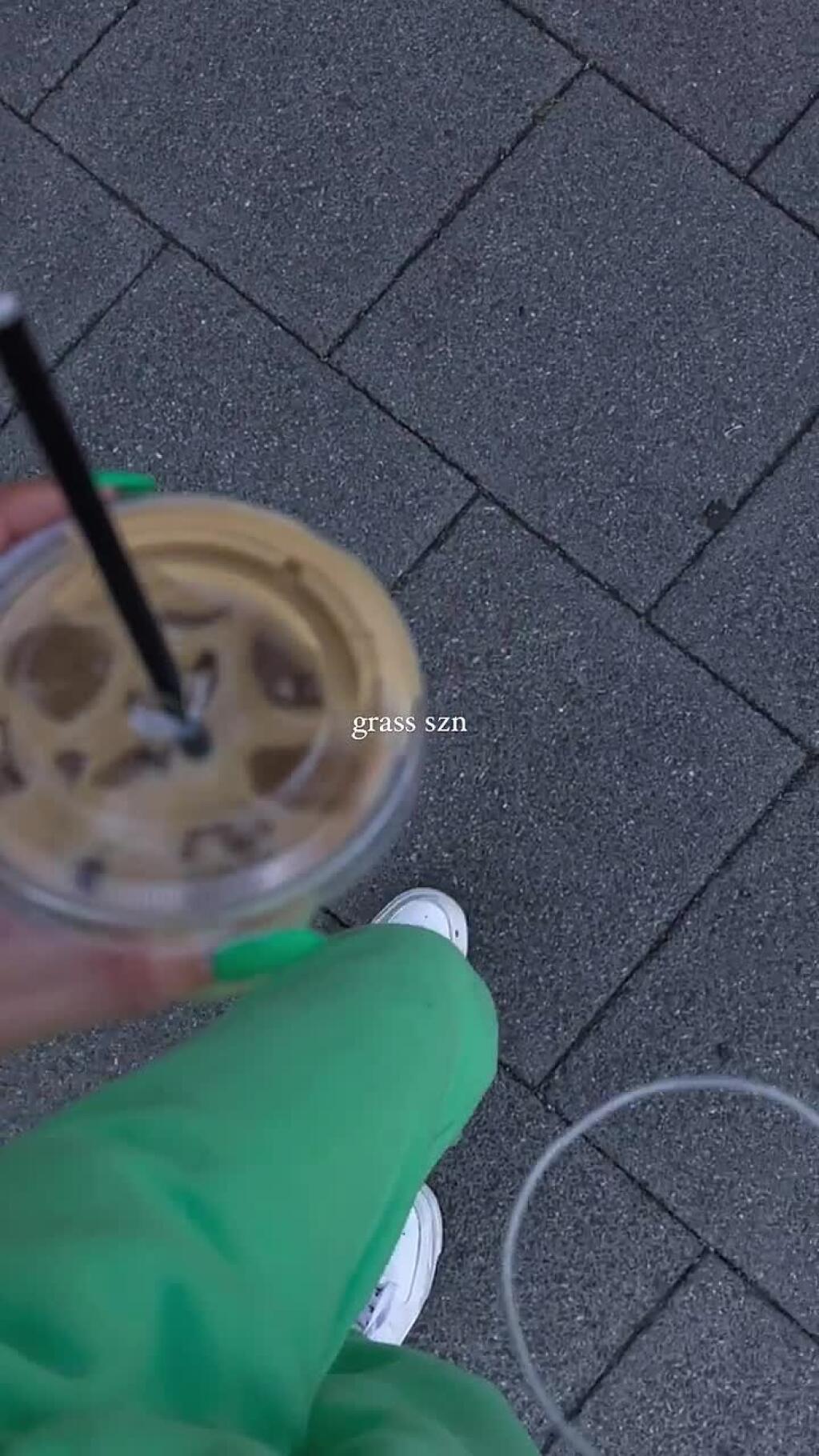 FOTO Najkrajšia fanúšička na Wimbledone tromfla aj vojvodkyňu! Tento tenista si ju stráži
