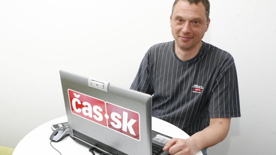 Alergológ Boris Hruškovič počas online rozhovoru.