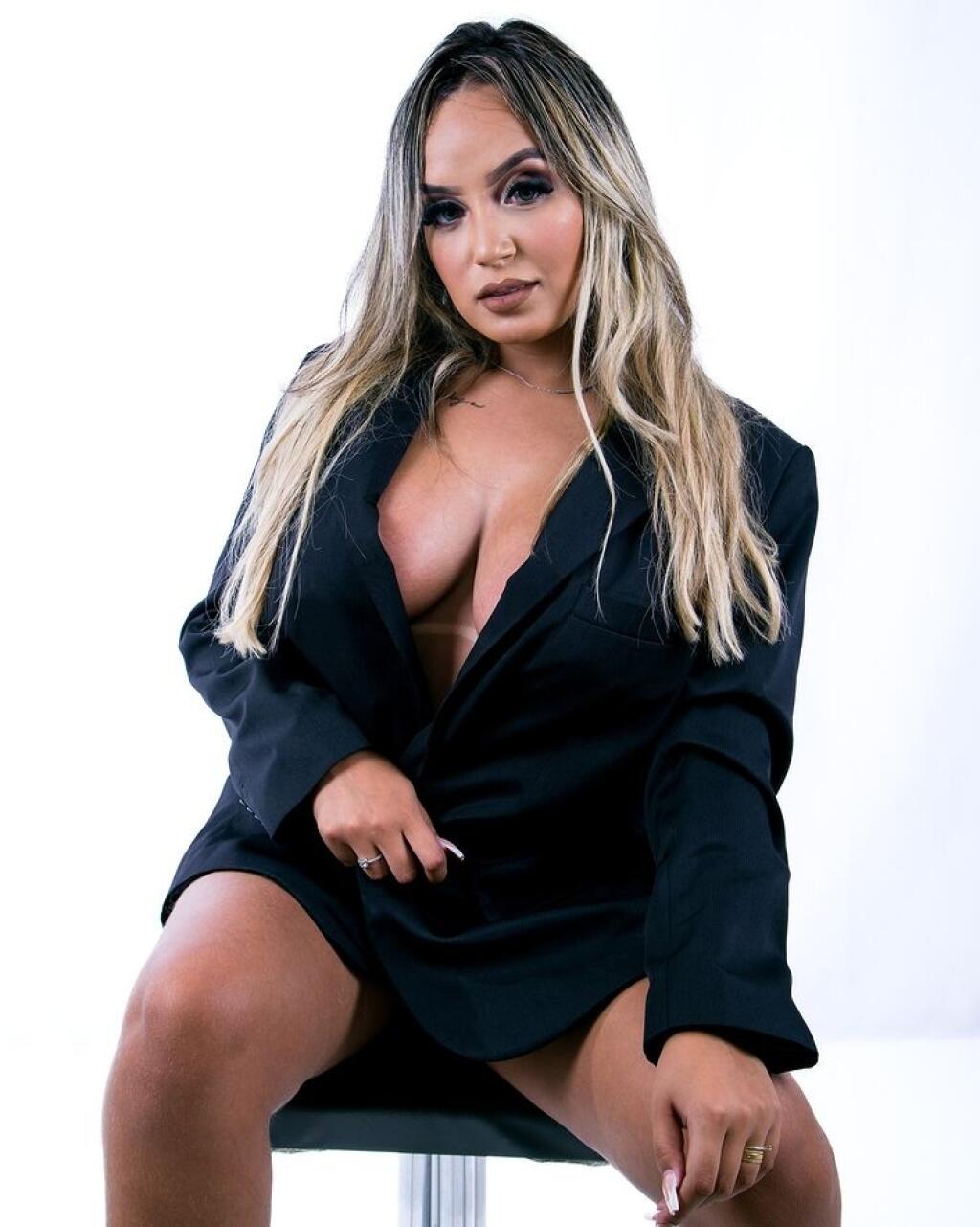 Ingrid sa razom stala aj modelkou a musíte uznať, že jej to ide celkom dobre.