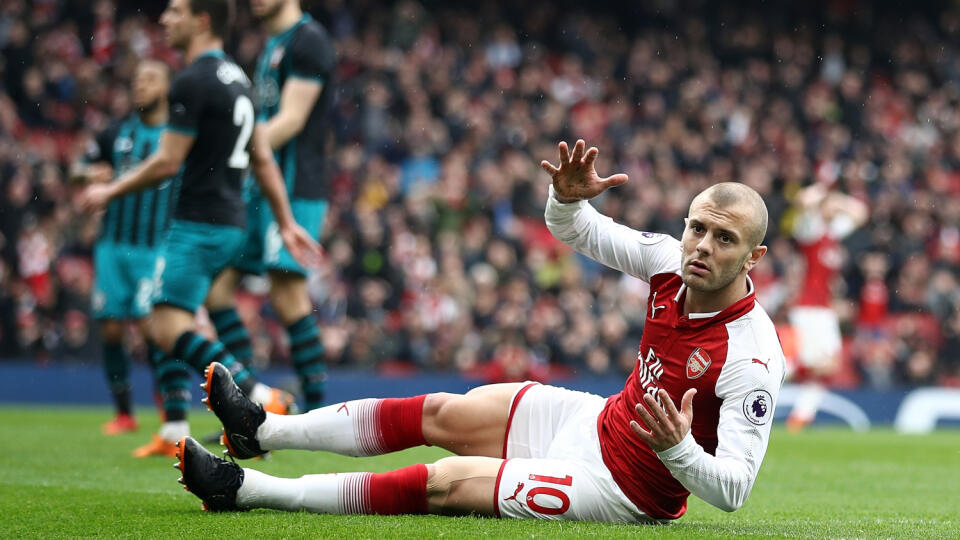 Jack Wilshere v drese Arsenalu Londýn.