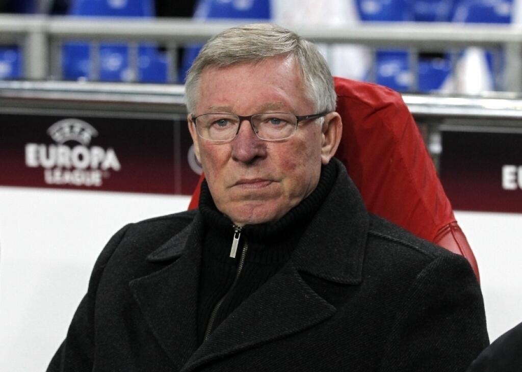 Tréner Manchestru United Alex Ferguson uznal, že premrhal príležitosť angažovať brankára Joea Harta.