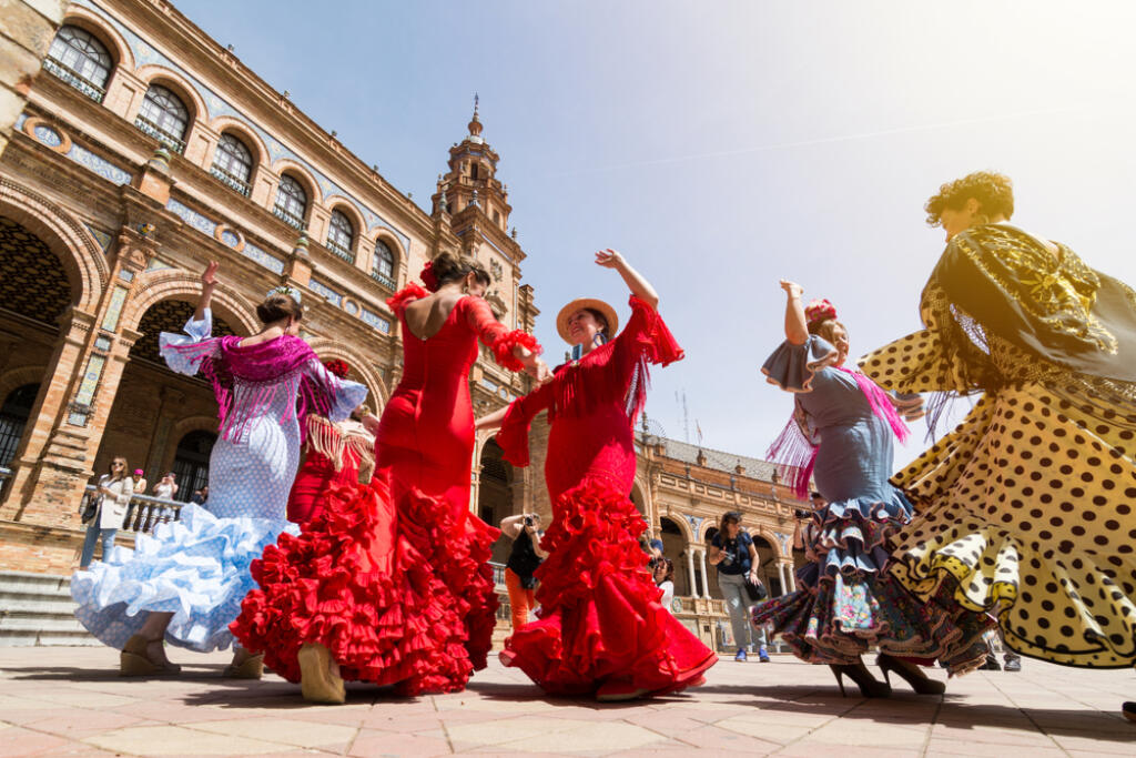 Seville,,Spain,-,May,2017:,Young,Women,Dance,Flamenco,On