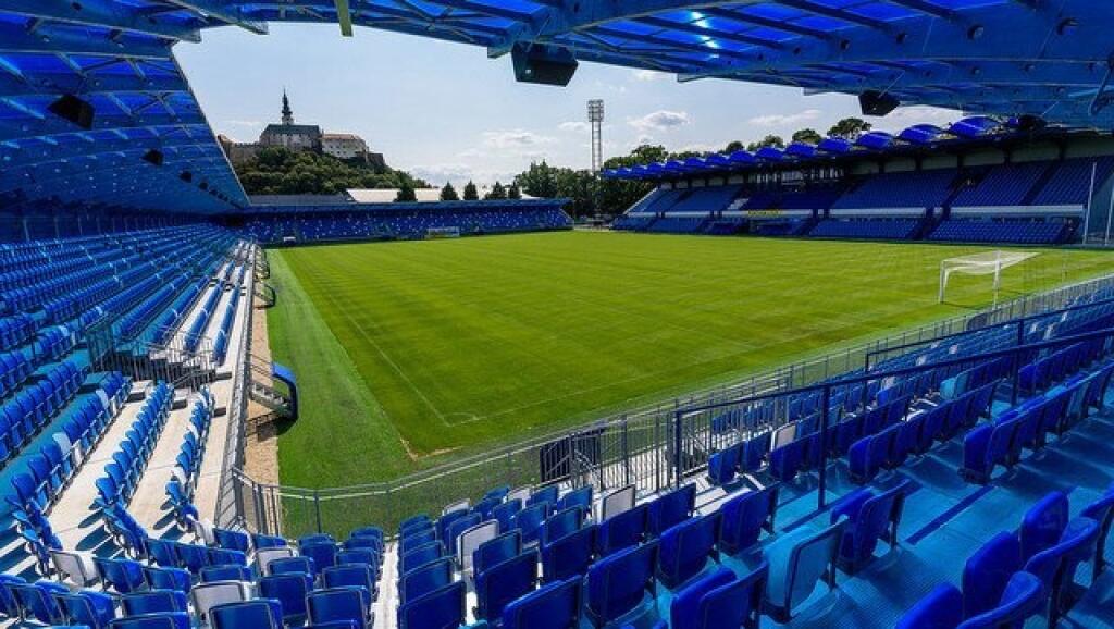 Do úvahy tiež pripadá kompletne zrekonštruovaný štadión FC Nitra.
