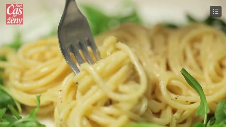 Špagety Cacio e pepe