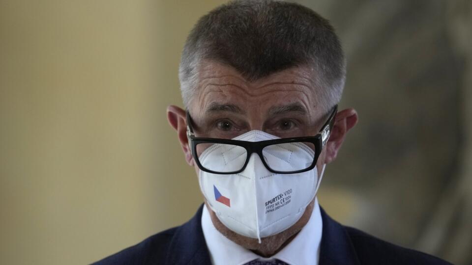 KK39 Praha - Český premiér Andrej Babiš hovorí počas tlačovej konferencie 19. augusta 2021 v Prahe. Česko po uskutočnenej tretej fáze evakuácie afganských spolupracovníkov s rodinami už ďalšie lety z Kábulu do ČR neplánuje. Počas tlačovej konferencie to vo štvrtok oznámil premiér Andrej Babiš. FOTO TASR/AP
Czech Republic's Prime Minister Andrej Babis addresses media during a press conference in Prague, Czech Republic, Thursday, Aug. 19, 2021. The Czech leaders declared the country's effort to ev
