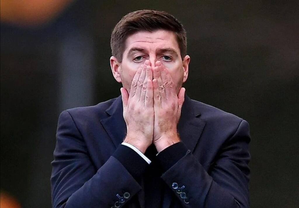 Steven Gerrard neveril vlastným očiam, čo jeho zverenci stvárali na ihrisku.