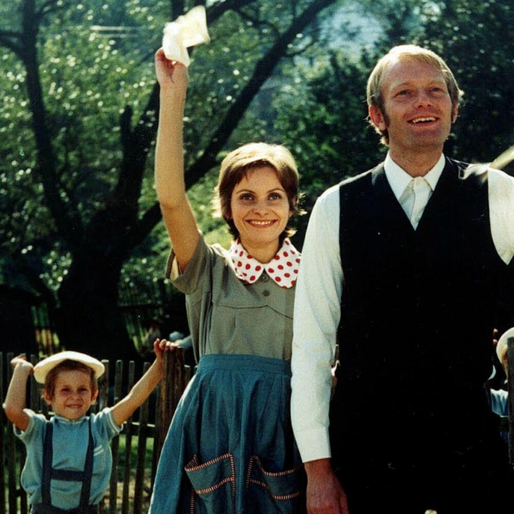 Vo filme Jáchyme, hoď ho do stroje s Luďkom Sobotom.