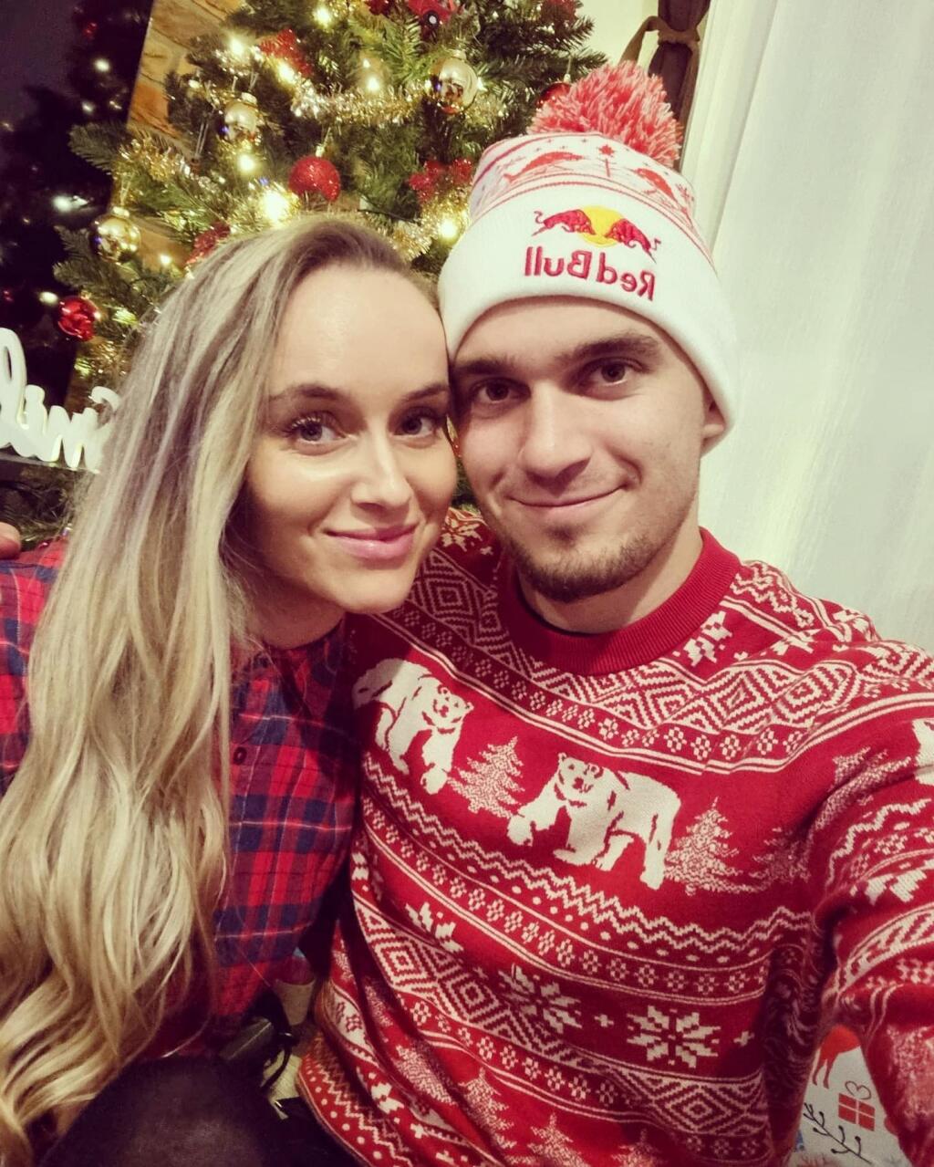 Andrea a Jakub sú zohratá dvojica o čom svedčia aj takéto fotografie na ich profiloch na sociálnych sieťach.
