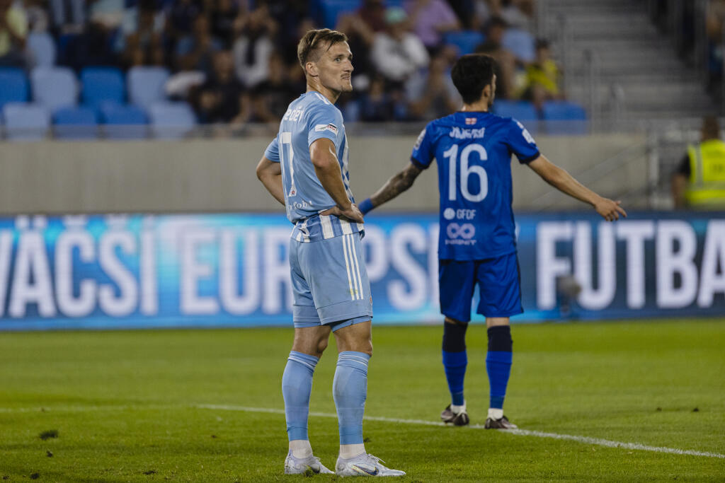 Na snímke Jurij Medveděv počas prvého zápasu prvého predkola UEFA Ligy Majstrov 2022/23 medzi ŠK Slovan Bratislava a FC Dinami Batumi.