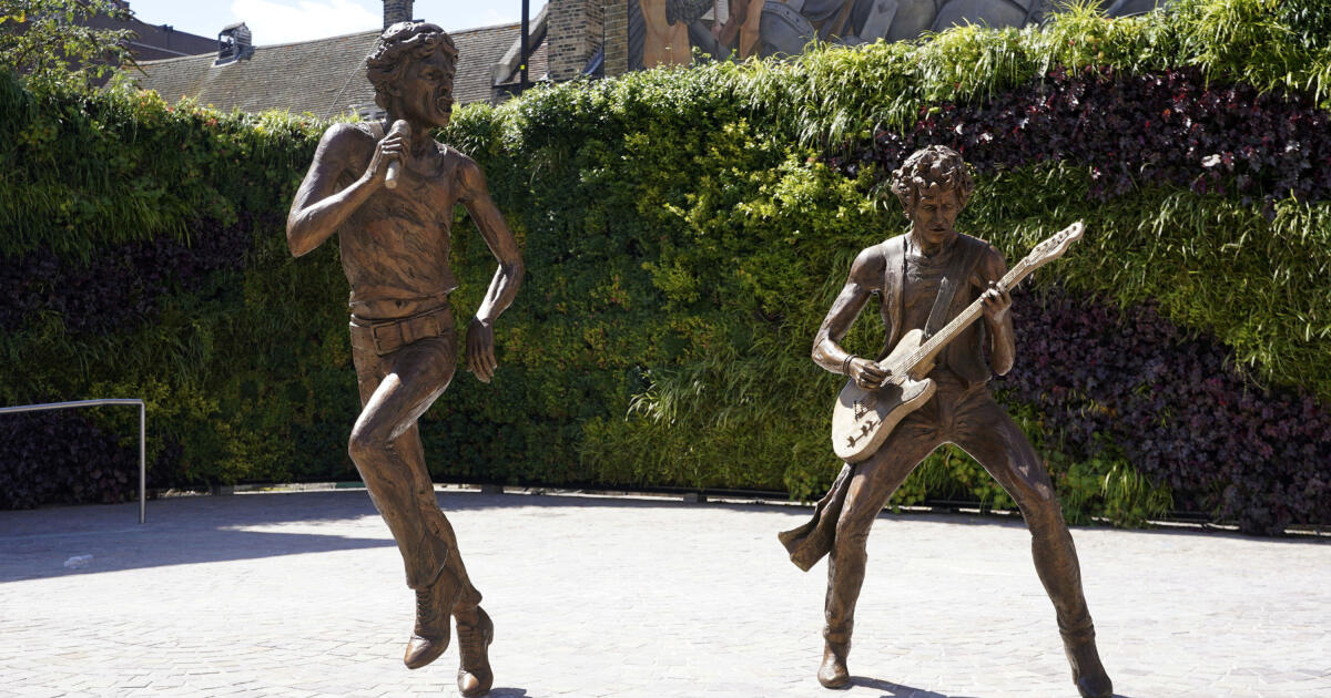PHOTO En Grande-Bretagne, de nouvelles statues de Jagger et Richards ont été dévoilées !