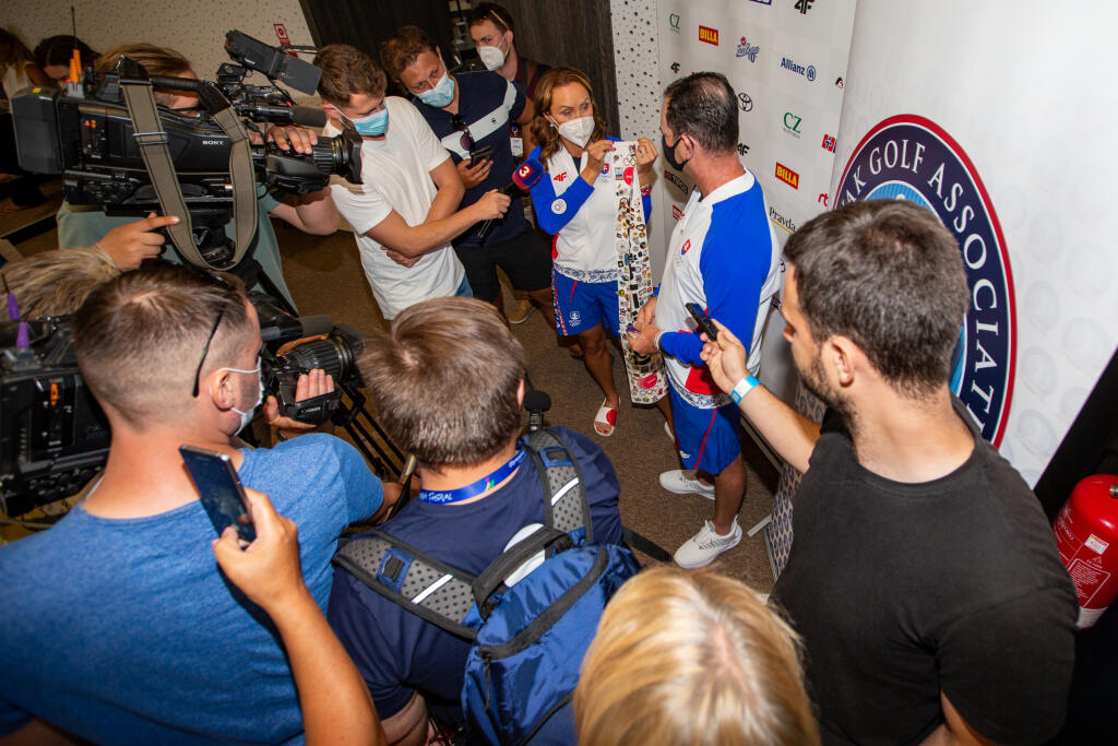 Olympijský festival “ TOKYO 2020” v areáli športového strediska v Šamoríne, kde privítali slovenských medailistov. Na snímke je Martina Štofaníková Sabbatini a Rory Sabbatini.