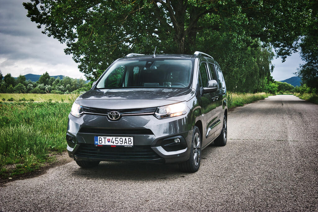 Toyota
Proace City Long 
1.5 D-4D EAT8