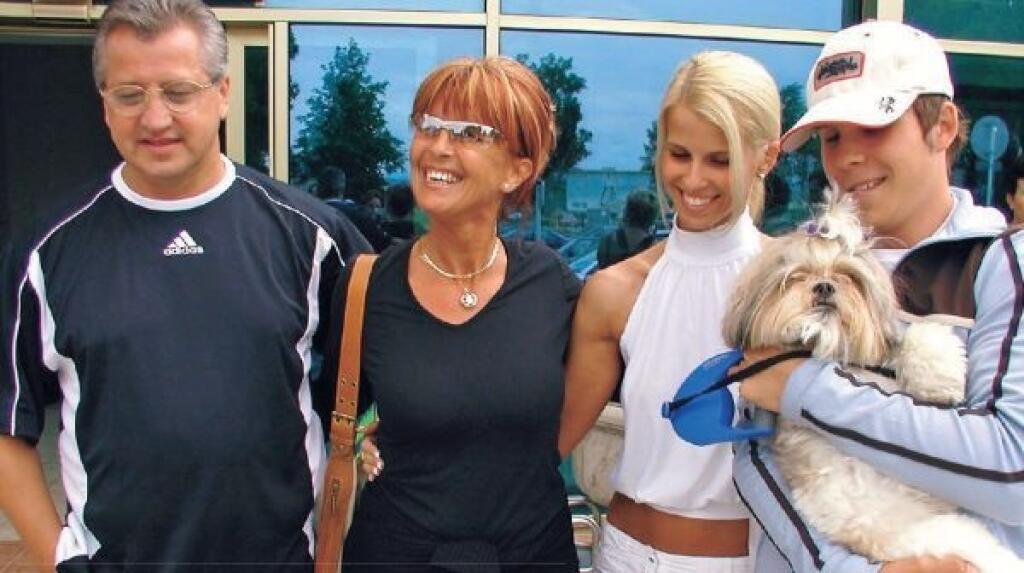 Manželka Eva skonala v roku 2009 na vtáčiu chrípku.