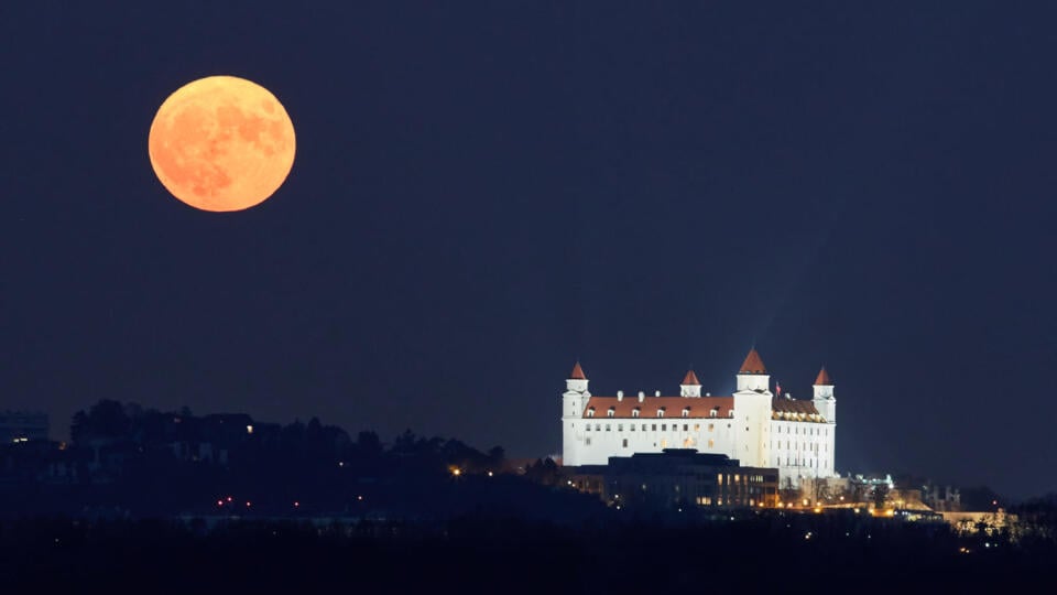 V pondelok (3.7.) štartuje séria supersplnov. (Ilustračné foto)