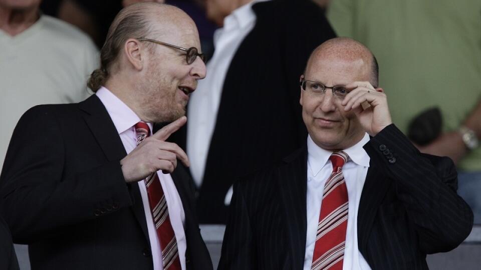 Joel Glazer (vpravo)
