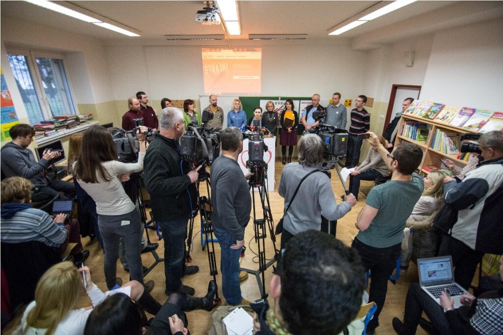 Brífing štrajkového výboru Iniciatívy slovenských učiteľov o ich ďalších aktivitách. Bratislava, 11. január 2016. Foto: SITA/Marko Erd